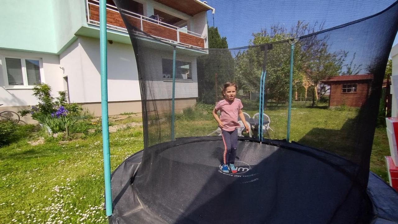 Hannah - Relax Dom Pod Orechom - 2I Rodinne Studio So Zdielanou Kuchynou Trávnica Exterior foto